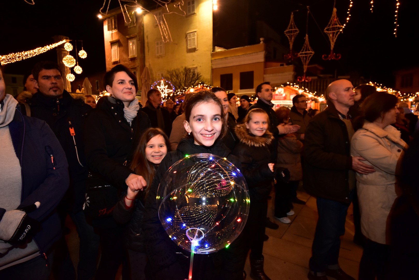 Advent u Zadru: Jaques Houdek osvojio zadarsku publiku Advent u Zadru: Jaques Houdek osvojio zadarsku publiku