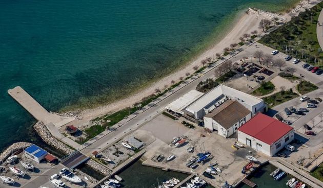 Zadar iz zraka: Uvala Dražanica i marina Vitrenjak. Foto: Dino Stanin/PIXSELL