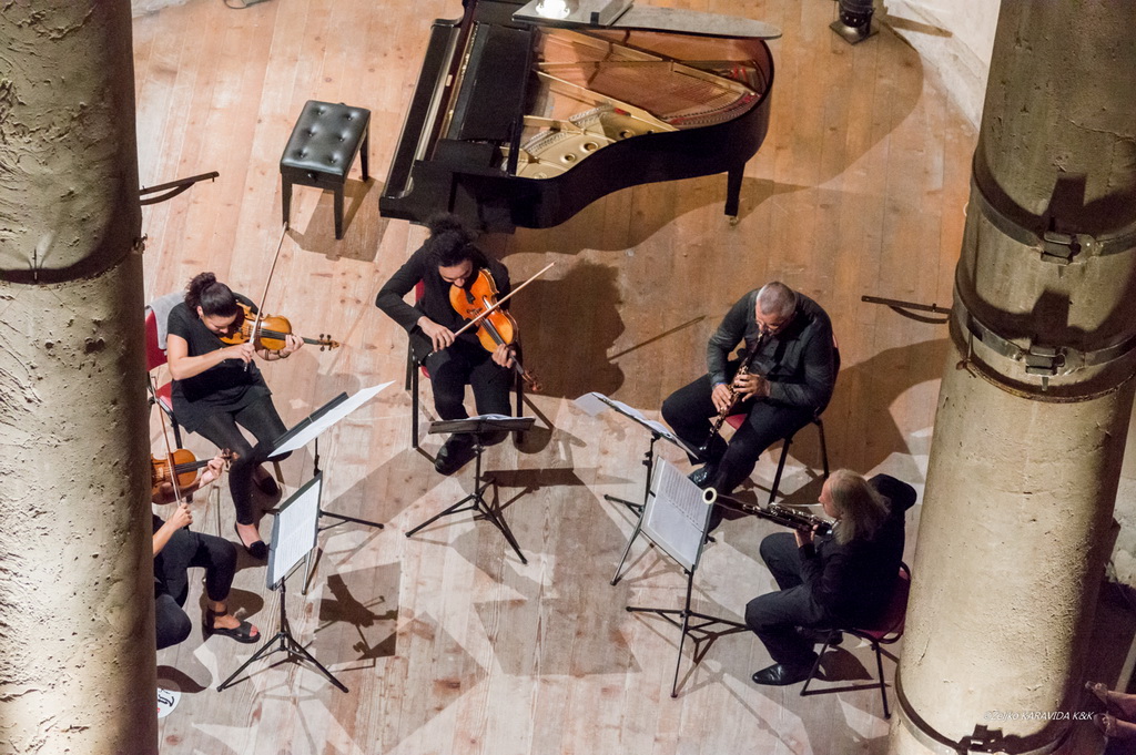 Synergia6 priredila spektakularan koncert  za kraj 57. Glazbenih večeri u Sv. Donatu