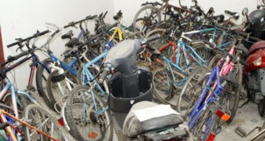 Policijska javna dražba Policijska javna dražba