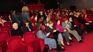 Zadar, 24.04.2013. snimio: Nenad Marčev 
dramska pretplata 
Kazalište PLAYDRAMA, Split 
Jeffrey Hatcher 
PICASSO 
redateljica: Nenni Delmestre 
igraju: Elvis Bošnjak, Lana Helena Hulenić 
Velika dvorana HNK Zadar