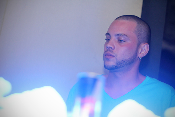 Brandon Morales u Maraschino baru (foto:Saša Čuka) Brandon Morales u Maraschino baru (foto:Saša Čuka)