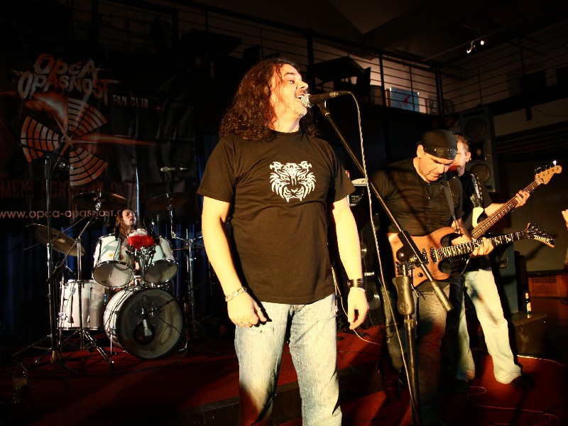 Opća Opasnost i Zoran Mišić u Arsenalu Opća Opasnost i Zoran Mišić u Arsenalu