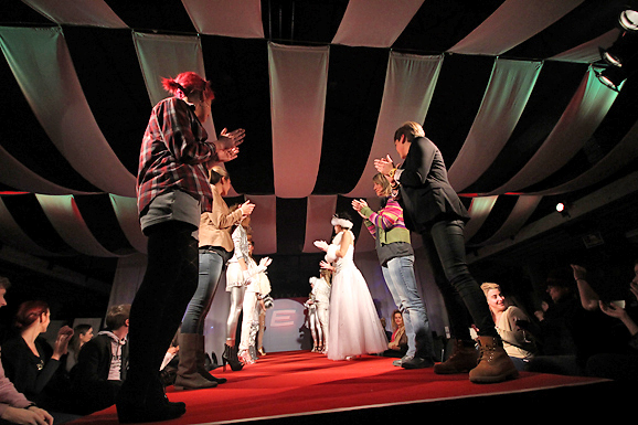 Ki-N-ky by E production (foto:Saša Čuka) Ki-N-ky by E production (foto:Saša Čuka)