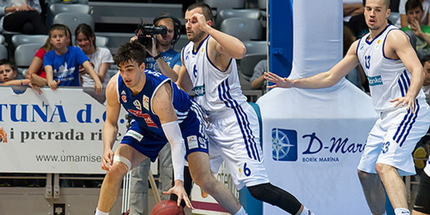 A-1 liga za prvaka, 14. kolo: KK Zadar – KK Cibona 77-78, Foto: Kristijan Orlić A-1 liga za prvaka, 14. kolo: KK Zadar – KK Cibona 77-78, Foto: Kristijan Orlić