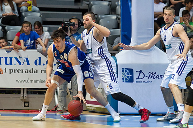 A-1 liga za prvaka, 14. kolo: KK Zadar – KK Cibona 77-78, Foto: Kristijan Orlić A-1 liga za prvaka, 14. kolo: KK Zadar – KK Cibona 77-78, Foto: Kristijan Orlić