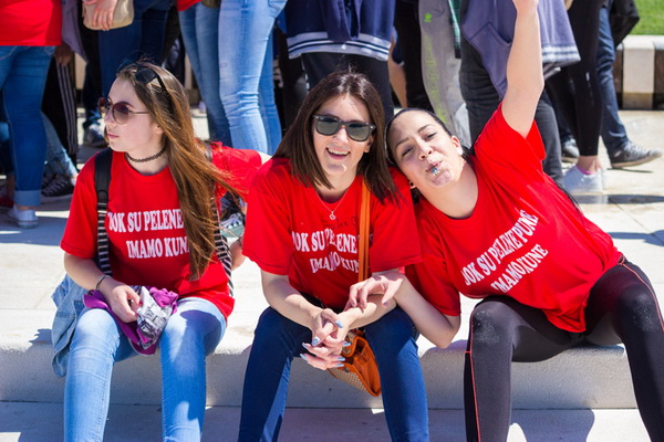 Ludijada maturanata na zadarskoj rivi 17. svibnja 2016. Foto: Bojan Bogdanić