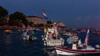 Veličanstven doček četvorice zadarskih Vatrenih od Gradskog mosta do Foruma