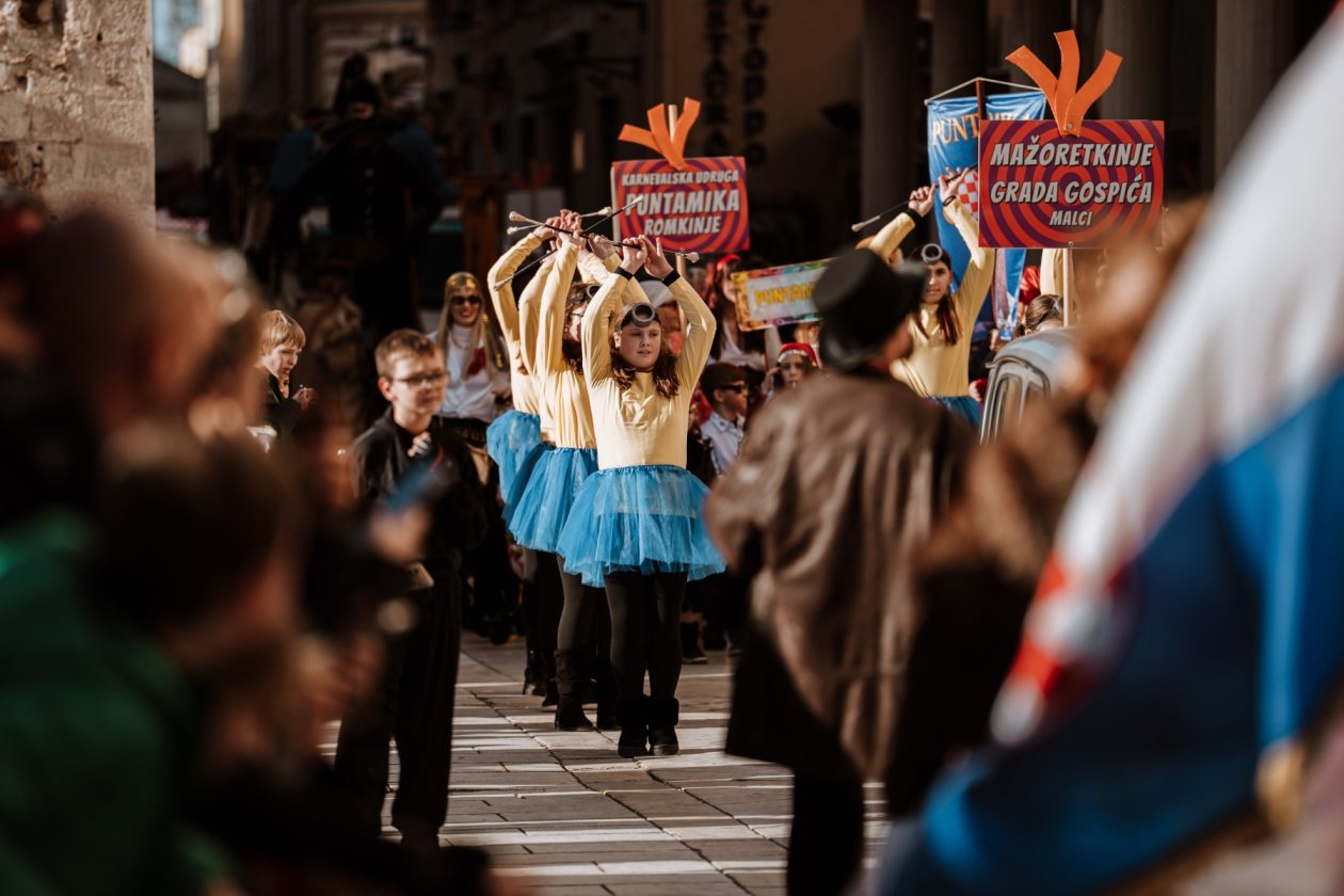 007 Karnevalska povorka Zadar 15.2.2026, Foto Matija Lipar