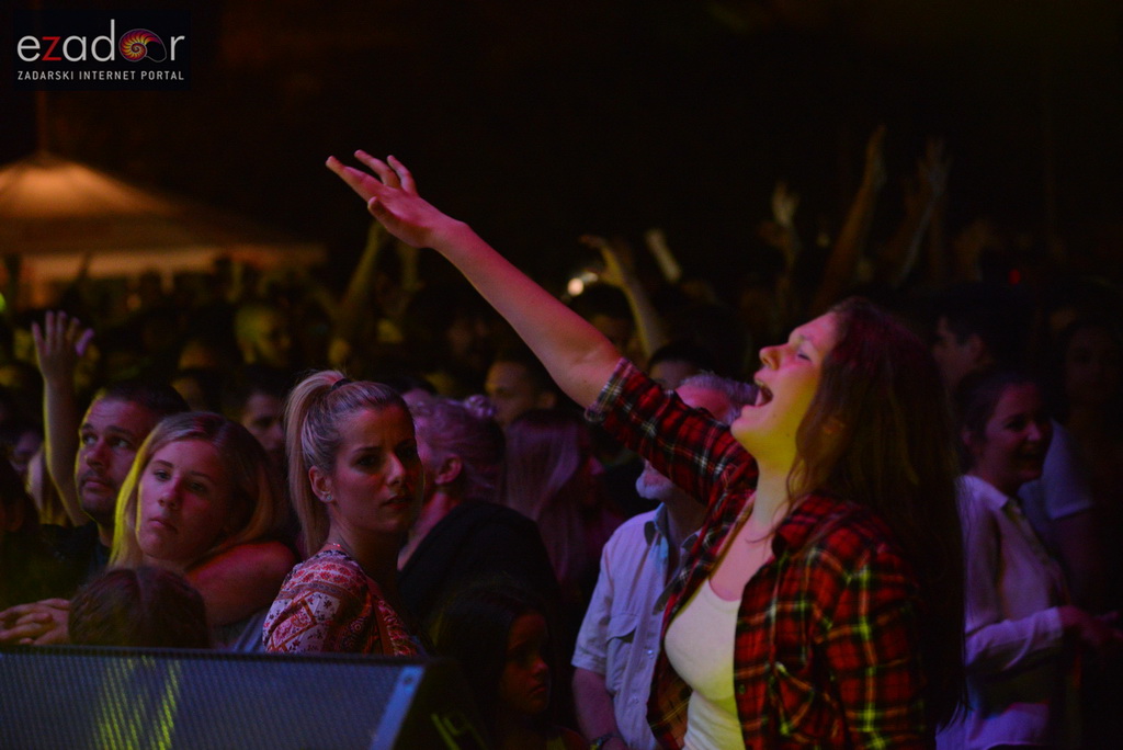 Stanarska fešta 2017: Mladen Grdović i Ivica Sikirić Ićo raspjevali Stanarce i njihove goste Stanarska fešta 2017: Mladen Grdović i Ivica Sikirić Ićo raspjevali Stanarce i njihove goste