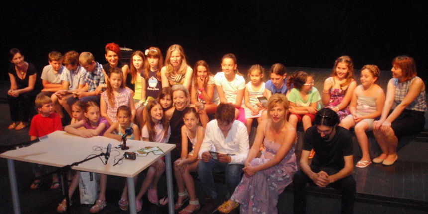 Dramsko lutkarska radionica Donatolina, Ivana Brlić Mažuranić: Šuma Striborova, foto: KLZ Dramsko lutkarska radionica Donatolina, Ivana Brlić Mažuranić: Šuma Striborova, foto: KLZ