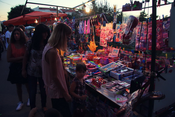 Proslava blagdana Velike Gospe: središnja večernja misa i procesija ulicama Belafuže Proslava blagdana Velike Gospe: središnja večernja misa i procesija ulicama Belafuže