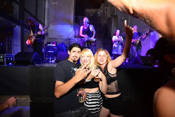 Svaki koncert Kultur shocka u Zadru posebna je priča. Tako je bilo i sinoć na Poljani Branka Stojakovića!