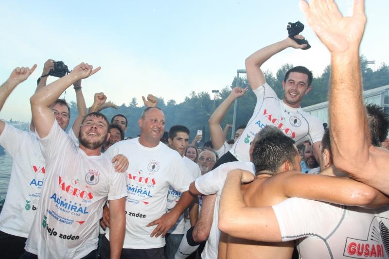 Gusari iz Komina pobjednici Maratona lađa od Metkovića do Ploča