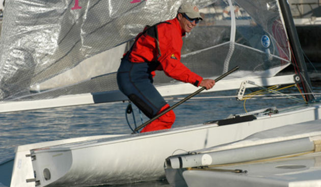 Zadar,03.11.2006. OTVORENO MORE Otvoreno Prvenstvo Hrvatske u  jedrenju za olimpijske klase Finn Ivan Kljakovic Gaspic – Bambi Foto Bozo VUKICEVIC