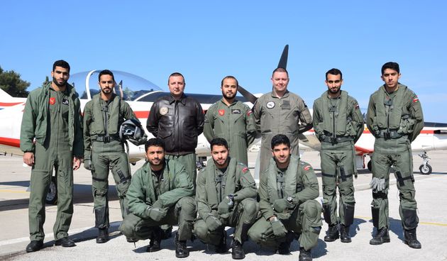 Prvi samostalni letovi omanskih pilota