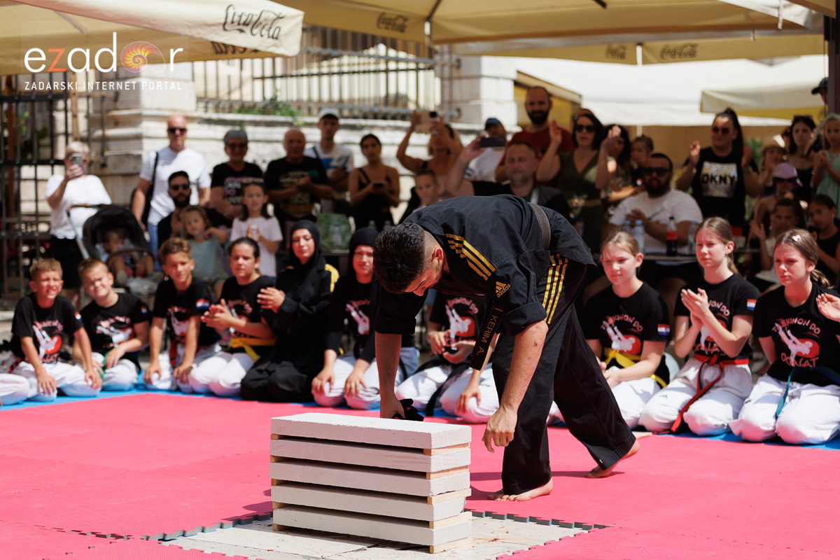 Spektakularna Taekwondo prezentacija na Narodnom trgu