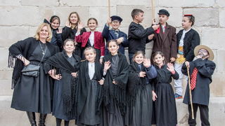 Paški zimski karneval 2017.- Maškarane skupine u karnevalskoj povorci Paški zimski karneval 2017.- Maškarane skupine u karnevalskoj povorci