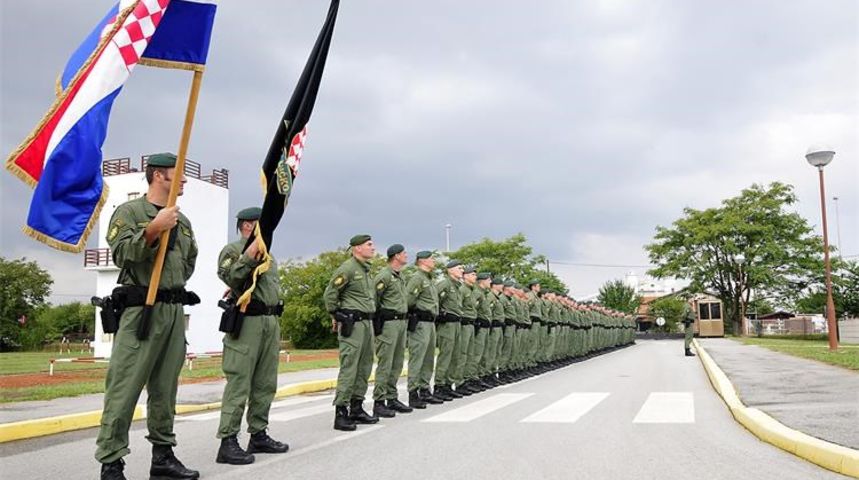 Pripadnici Antiterorističke jedinice Lučko pogođeni smrću kolege Pripadnici Antiterorističke jedinice Lučko pogođeni smrću kolege