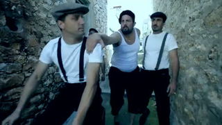 Sexymotherfuckersi grickaju suhe napolitanke Sexymotherfuckersi grickaju suhe napolitanke