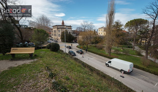 Đir po gradu, ponedjeljak 12. ožujka 2018. Ulica Bartula Kašića privremeno dvosmjerna kod zgrafe Pegla