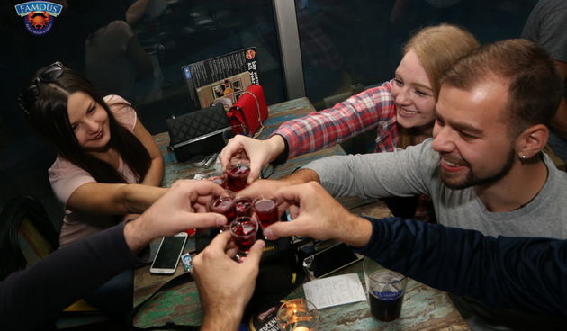 Synthethica @ Famous Beach Bar / Grill