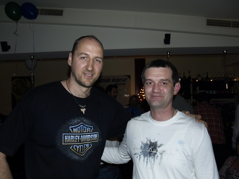 Image 1199583 (auto) Image 1199583 (auto)