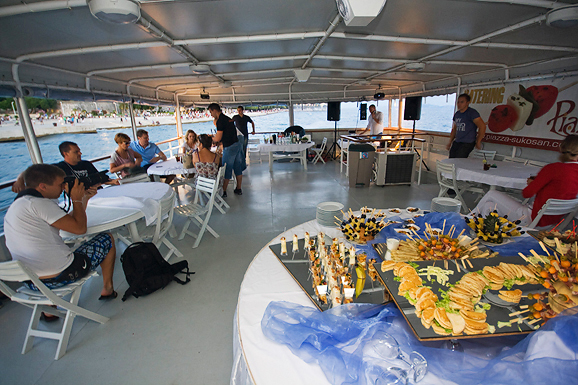 Cruisin’ & Clubbin’ (foto:Saša Čuka) Cruisin’ & Clubbin’ (foto:Saša Čuka)