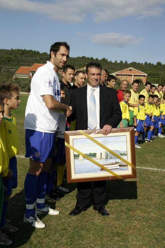 Hajduk – Zlatna Luka, Prijateljska utakmica povodom 75 godina osnivanja NK Zlatna luka