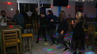 Friday Night Live: Jet Set Band @ Famous Beach Bar & Grill. Foto: Ivan Brčić Friday Night Live: Jet Set Band @ Famous Beach Bar & Grill. Foto: Ivan Brčić