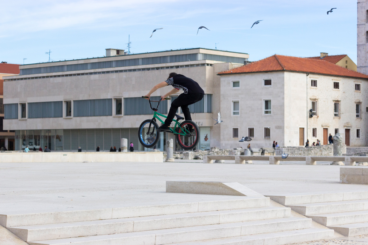 Badnjak 2016: Blagdanski đir po gradu 24. prosinca Badnjak 2016: Blagdanski đir po gradu 24. prosinca