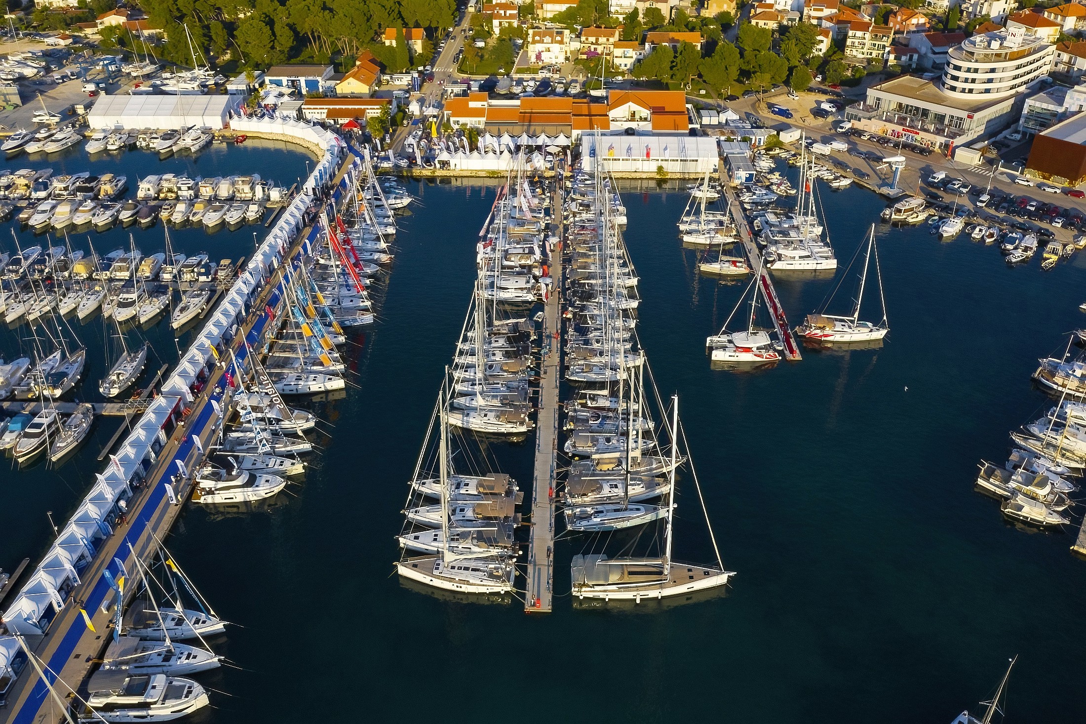 Drugog dana Biograd Boat Show-a počeo 3. Croatia Charter Expo Drugog dana Biograd Boat Show-a počeo 3. Croatia Charter Expo