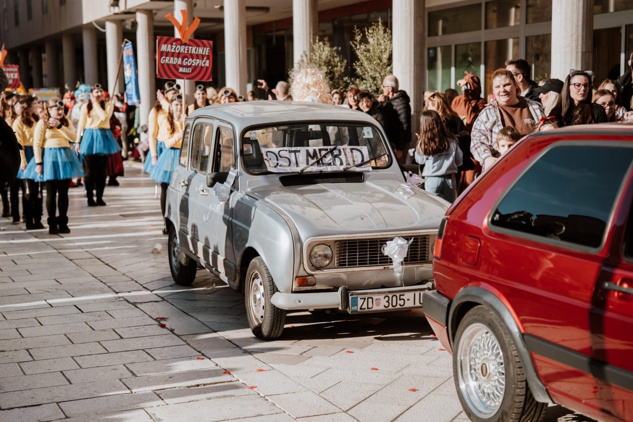 010 Karnevalska povorka Zadar 15.2.2026, Foto Matija Lipar