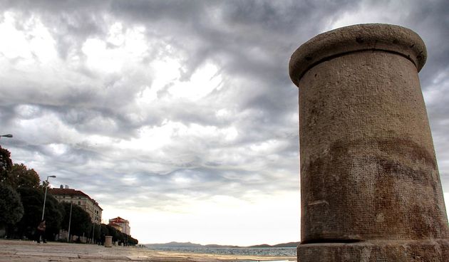 Nedjeljni đir po gradu, foto: Iva Perinčić, gradzadar, jesen, zima, bura, oblaci, oblacno, kiša