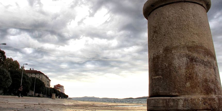 Nedjeljni đir po gradu, foto: Iva Perinčić, gradzadar, jesen, zima, bura, oblaci, oblacno, kiša Nedjeljni đir po gradu, foto: Iva Perinčić, gradzadar, jesen, zima, bura, oblaci, oblacno, kiša