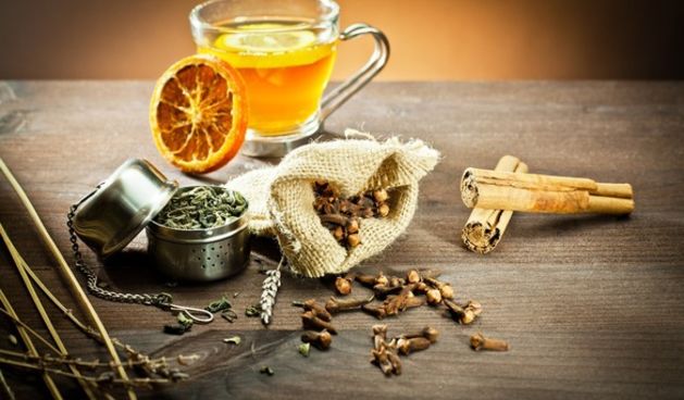 hot tea.cloves,cinnamon,herbal tea,limon and orange