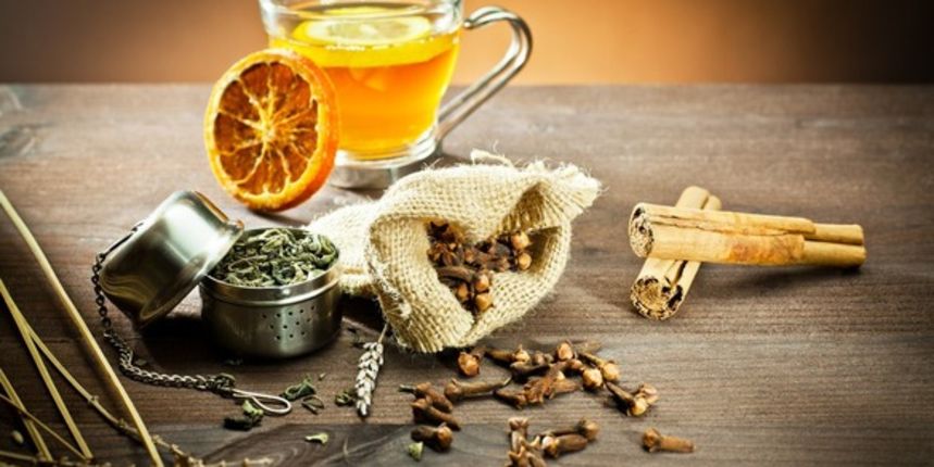 hot tea.cloves,cinnamon,herbal tea,limon and orange
