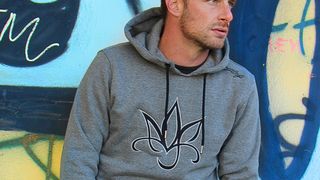 Poznati nogometaš Vedran Ješe zaštitno je lice prve muške Cataleya kolekcije Martine Ješe Poznati nogometaš Vedran Ješe zaštitno je lice prve muške Cataleya kolekcije Martine Ješe