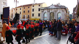 Karnevalić Radija 057, 8. veljače 2013. foto: Čedo Kaica Karnevalić Radija 057, 8. veljače 2013. foto: Čedo Kaica