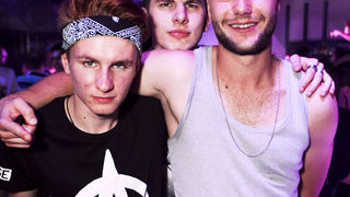 Subota u zagrebačkom Aquariusu protekla je u zagrijavanju za Moonsplash festival koji će se u zrćanskom Aquariusu održati od 11. do 13. kolovoza. Na Moonsplashu će nastupiti planetarne zvijezde elektroničke glazbe: Benny Benassi, Merk & Kremont, Dimitri V Subota u zagrebačkom Aquariusu protekla je u zagrijavanju za Moonsplash festival koji će se u zrćanskom Aquariusu održati od 11. do 13. kolovoza. Na Moonsplashu će nastupiti planetarne zvijezde elektroničke glazbe: Benny Benassi, Merk & Kremont, Dimitri V