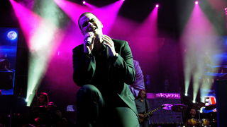 Skoplje, 240110.
Humanitarni koncert odrzan u Skoplju na kome su izvodjaci premijerno pjevali pjesme koje je komponirao Tose Proeski.
Na fotografiji: Bojan Marovic.
Foto: Maja Zlatevska / CROPIX Skoplje, 240110.
Humanitarni koncert odrzan u Skoplju na kome su izvodjaci premijerno pjevali pjesme koje je komponirao Tose Proeski.
Na fotografiji: Bojan Marovic.
Foto: Maja Zlatevska / CROPIX