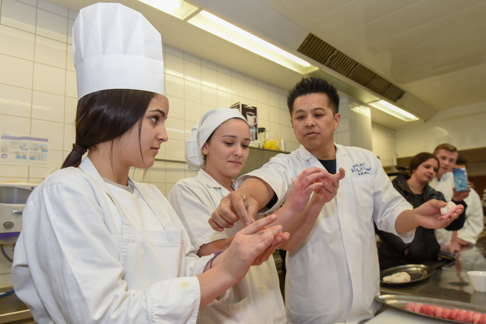 Tuna, sushi and wine radionica Tuna, sushi and wine radionica