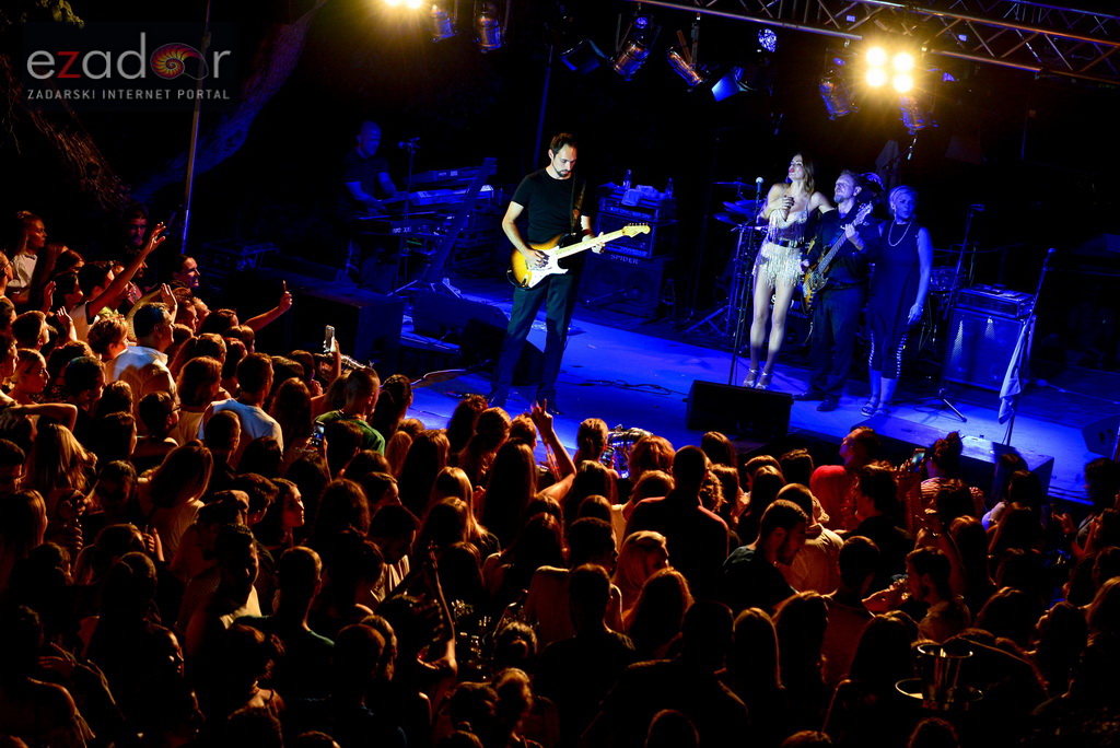 Severina Live @ Lounge & bar Ledana Severina Live @ Lounge & bar Ledana