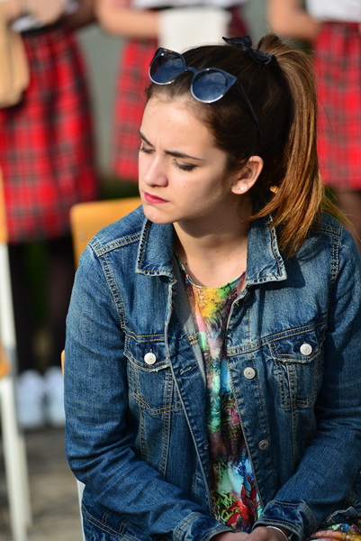 Kazališna udruga “Igrajmo se” predstavila je dramsku igru “Coffee to go” u atriju Gradske knjižnice Zadar