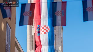 Đir po gradu, ponedjeljak 22. siječnja 2018. Zastave, Kampanel