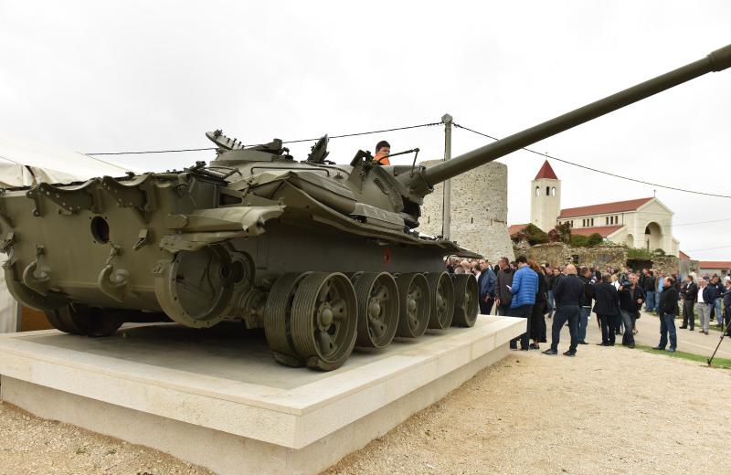 Proslava obljetnice Dana obrane grada Zadra na Dračevcu, Foto: Hrvoje Jelavić/PIXSELL Proslava obljetnice Dana obrane grada Zadra na Dračevcu, Foto: Hrvoje Jelavić/PIXSELL