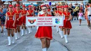 Image 5793693 (auto) Image 5793693 (auto)