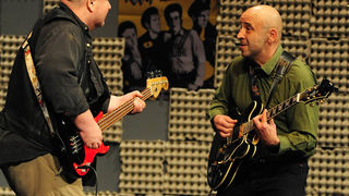 Zadar, 13.3.2014. snimio: Nenad Marčev 
Borivoj Radaković 
GRUPA 
redatelj: Mario Kovač 
igraju: Sreten Mokrović, Ranko Zidarić, 
Ivica Zadro i Iva Visković 
Kazalište KNAP (Kazalište na Peščenici) 
Dvorana HNK Zadar