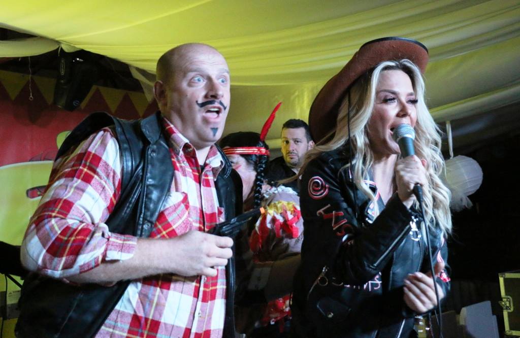 Virske maškare: Maja Šuput zapalila ledenu virsku večer Virske maškare: Maja Šuput zapalila ledenu virsku večer