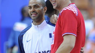 Katowice, 200909.
Dvorana Sport Arena Spodek.
Europsko prvenstvo u kosarci u Poljskoj, razigravanje izmedju Francuske i Hrvatske za peto mjesto na prvenstvu.
Na slici: Niksa Prkacin kapetan momcadi odigrao posljednju utakmicu za Hrvatsku reprezentaciju, s